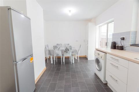 72 Holly Grove, Chadderton, Oldham, OL9 0DQ