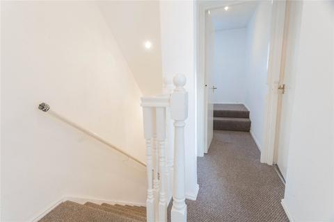 72 Holly Grove, Chadderton, Oldham, OL9 0DQ