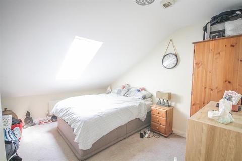 7 Vale Foundry Lane, Bristol, BS3 2RG