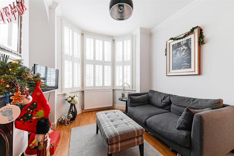 4 Kings Road, Sutton, SM2 6DG
