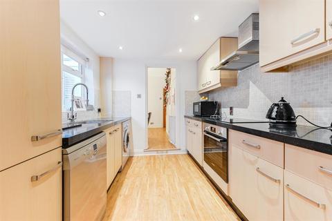 4 Kings Road, Sutton, SM2 6DG