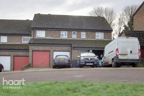 16 Lapwing Rise, Stevenage, SG2 9NH