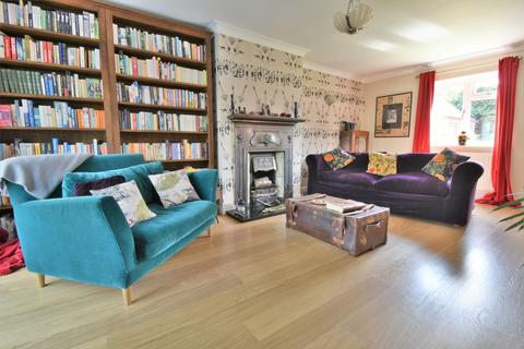 7 Forge Close, Repton, Derby, DE65 6WR