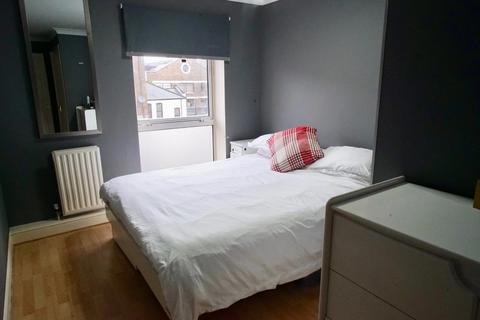 2 bedroom flat to rent - Grand Union Close, Westbourne Park W9