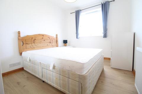 2 bedroom flat to rent, Hilton Heights, First Floor, AB24