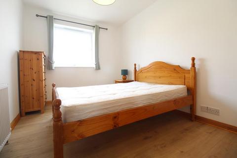 2 bedroom flat to rent, Hilton Heights, First Floor, AB24