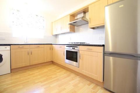 3 bedroom flat to rent, Hilton Heights, Woodside, AB24