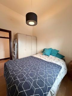2 bedroom flat to rent, Northernden Road, Sale