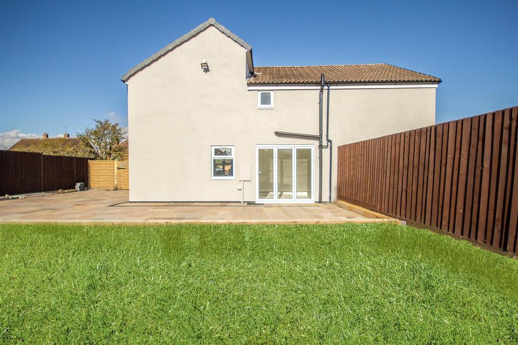 Rear Garden 1.jpg