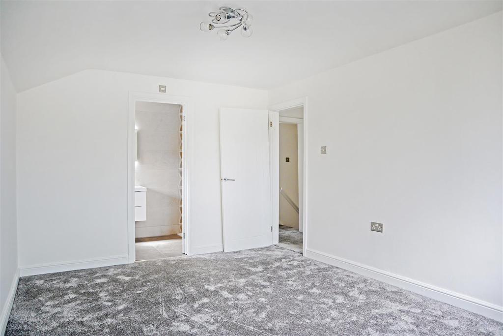 Master Bedrom