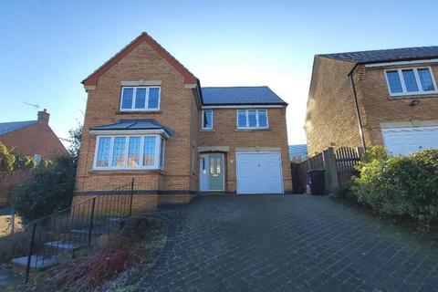 4 bedroom detached house to rent, Berkeley Avenue, Grantham, NG31