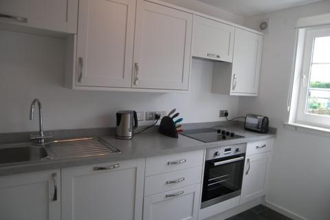 3 bedroom flat to rent, Grandfield, Trinity, Edinburgh, EH6