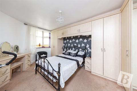 7 Brookmans Close, Upminster, RM14 1SJ