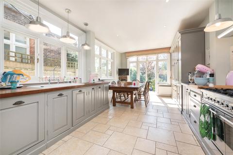 9 Umbria Street, London, SW15 5DP