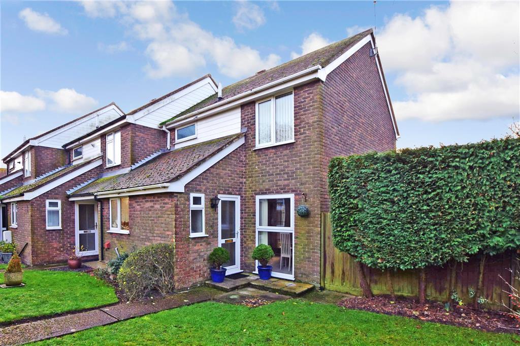 Ashdown Crescent, New Romney, Kent 3 bed end of terrace house £285,000