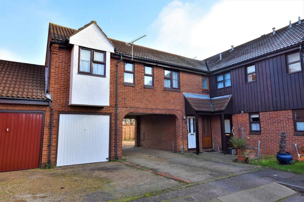 The Drakes, Shoeburyness, Essex, SS3 1 bed end of terrace house £175,000
