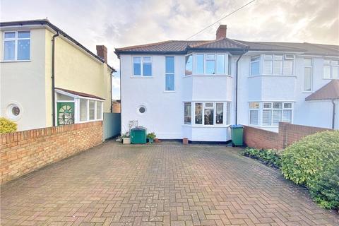 41 Hall Farm Drive, Twickenham, TW2 7PG