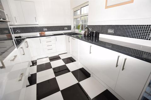 9 Chada Avenue, Gillingham, ME7 4BN