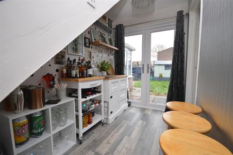 42 Berwicks Lane, Birmingham, B37 7RA