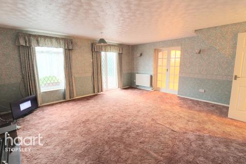 37 Barford Rise, Luton, LU2 9SG