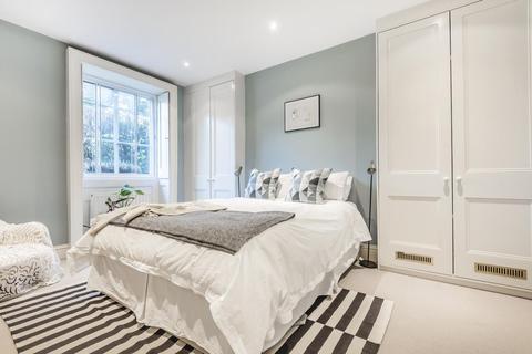 178a Lewisham Way, London, SE4 1UU