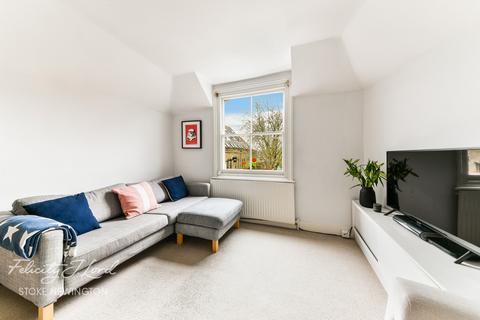 Flat C, 55 Alkham Road, London, N16 6XE