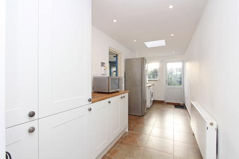31 Queen Annes Gardens, Ealing, London, W5 5QD