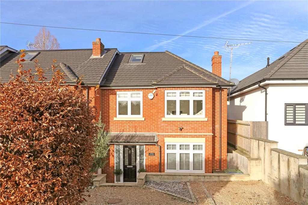 Hogshill Lane, Cobham, Surrey, KT11 4 bed end of terrace house £875,000