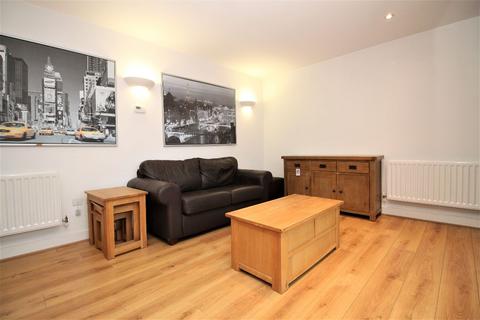 2 bedroom flat to rent, Elektron Tower, Blackwall Way, E14