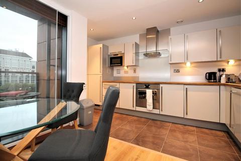 2 bedroom flat to rent, Elektron Tower, Blackwall Way, E14