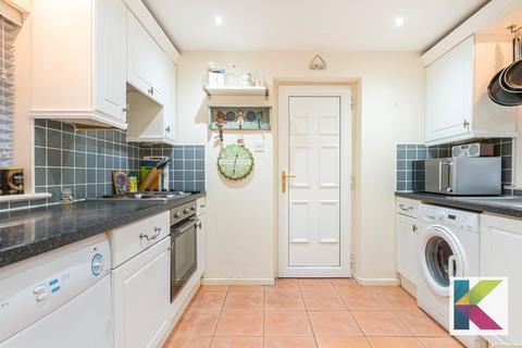 2 Lawton Square, Delph, Oldham, OL3 5DT