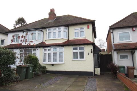 17 Burleigh Avenue, Wallington, SM6 7JQ