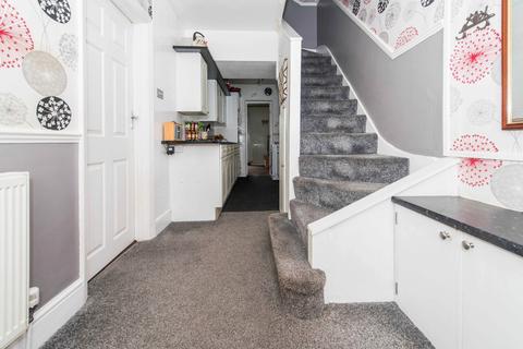 17 Burleigh Avenue, Wallington, SM6 7JQ