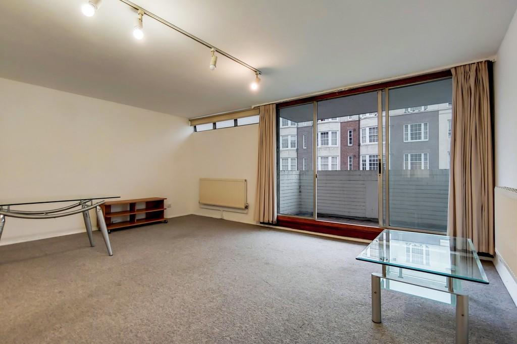 Consort House, 26 Queensway... 2 bed flat £1,733 pcm (£400 pw)