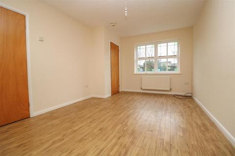 18 Upper Acres, Witham, CM8 2LA