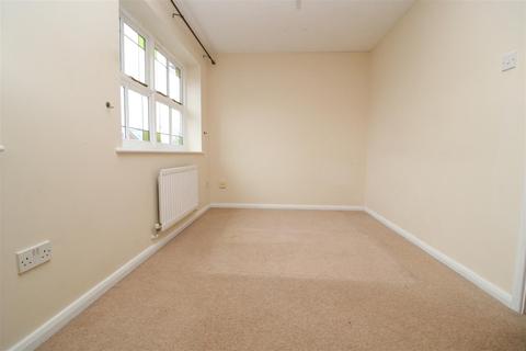 18 Upper Acres, Witham, CM8 2LA