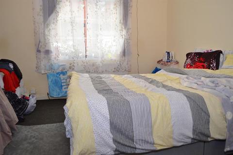 2 Harper Street, Oldham, OL8 1BB