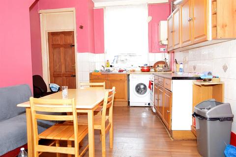 2 Harper Street, Oldham, OL8 1BB