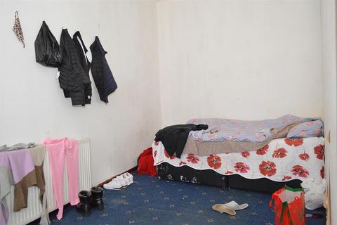 2 Harper Street, Oldham, OL8 1BB