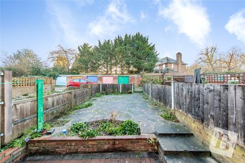 15 Alder Avenue, Upminster, RM14 2NJ