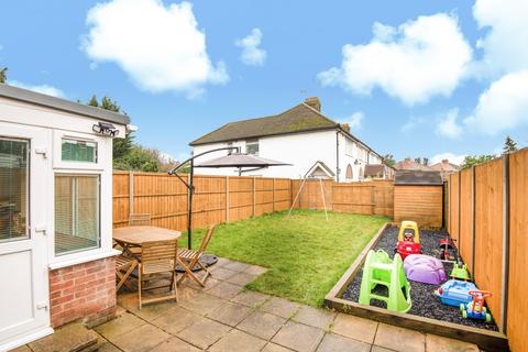 32 Oxford Gardens, Denham, Uxbridge, UB9 4ED