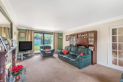 2 Ford End, Denham, Uxbridge, UB9 5AL