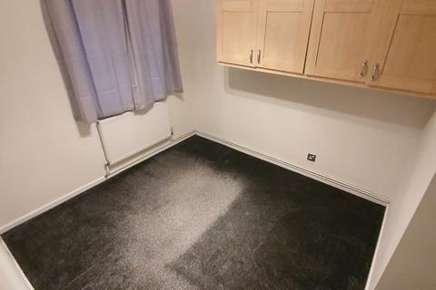21 Talaton Close, Wolverhampton, WV9 5LR