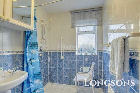 5 Elizabeth Drive, Necton, Swaffham, PE37 8NB