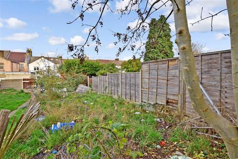 25 Waterloo Road, Gillingham, ME7 4SA