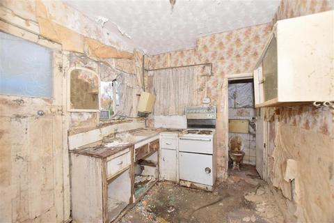 25 Waterloo Road, Gillingham, ME7 4SA