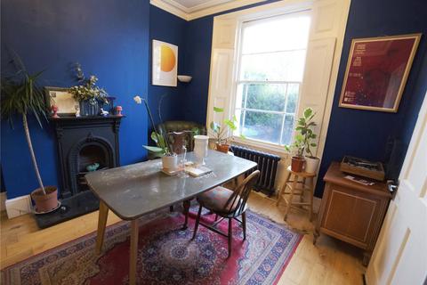 27 Horton Road, London, E8 1DP