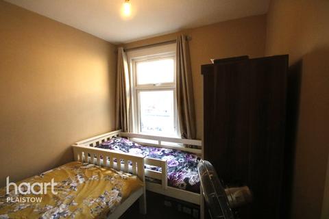 28 Eclipse Road, London, E13 8LX