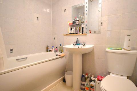 1 bedroom flat to rent, Hawkshill, St Albans, AL1