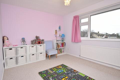 8 Elm Drive, Wincanton, BA9 9EZ